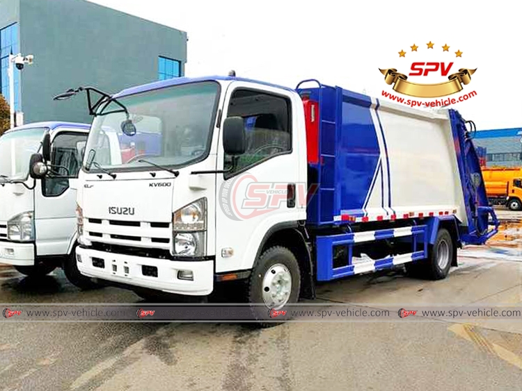 ISUZU Garbage Compactor Truck - Left Front Side View